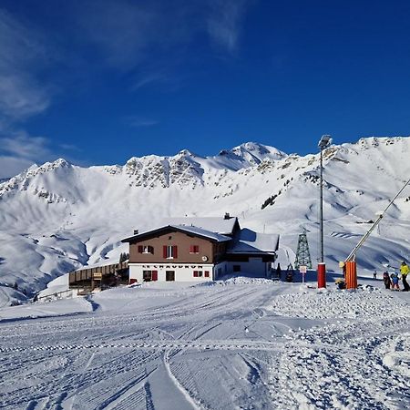 Hotel Le Chaudron Ski In Ski Out Champéry Esterno foto